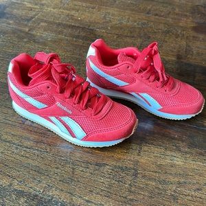 New True Red Reebok kids size 12